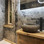 - District In - Ridgestone Уиндермир