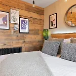 - District In - Ridgestone Уиндермир