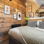 - District In - Ridgestone Гостевой дом 3*