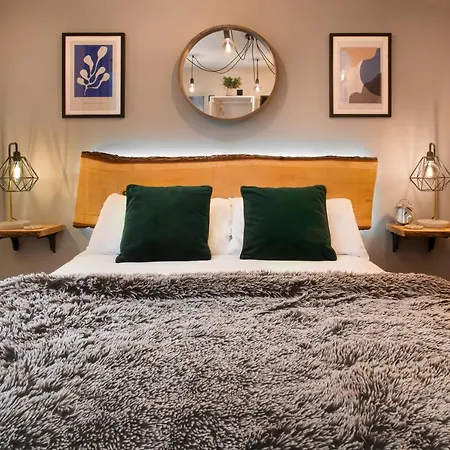 - District In - Ridgestone Πανσιόν