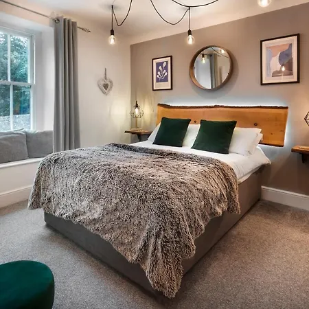 - District In - Ridgestone Πανσιόν