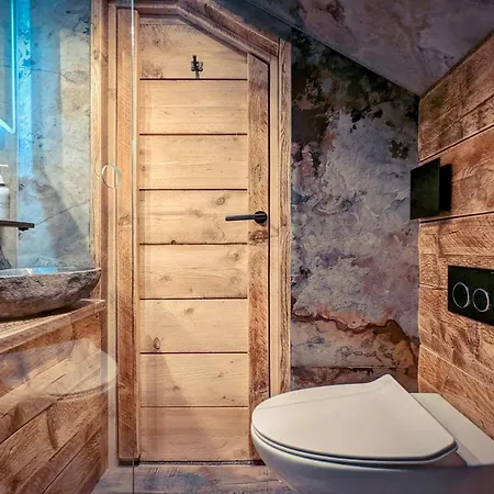 - District In - Ridgestone *