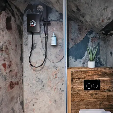 - District In - Ridgestone *