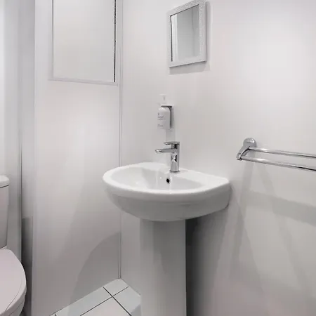 - District In - Ridgestone Πανσιόν Windermere