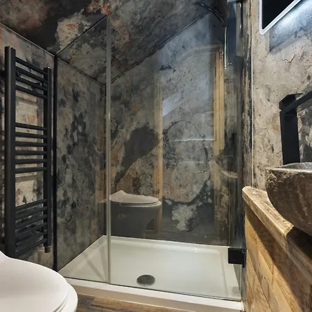 - District In - Ridgestone Casa de hóspedes 3*