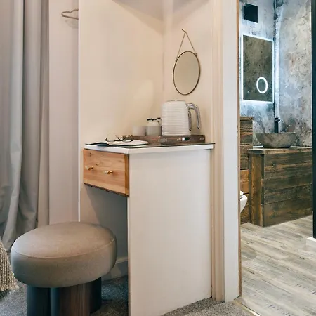 - District In - Ridgestone Penzion Windermere