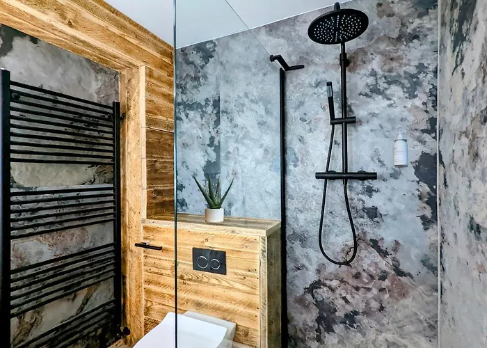 - District In - Ridgestone Penzion