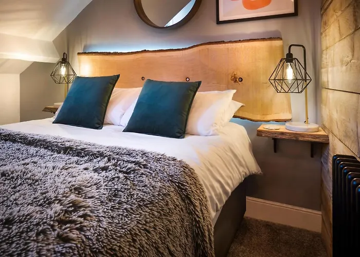 - District In - Ridgestone