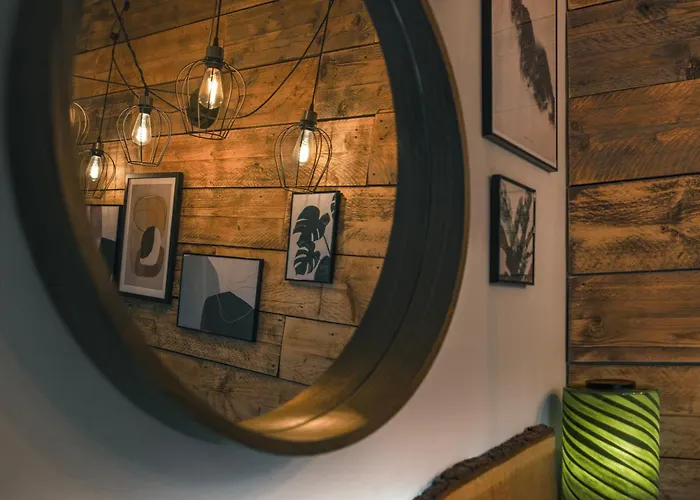 - District In - Ridgestone 3* Windermere