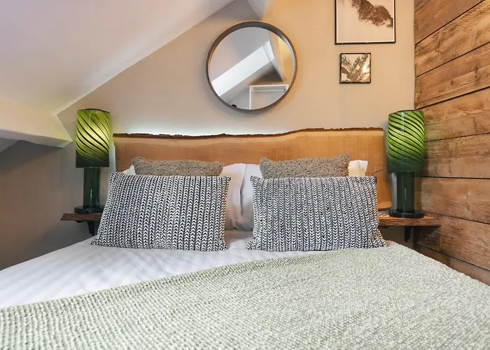 - District In - Ridgestone Casa de hóspedes 3*