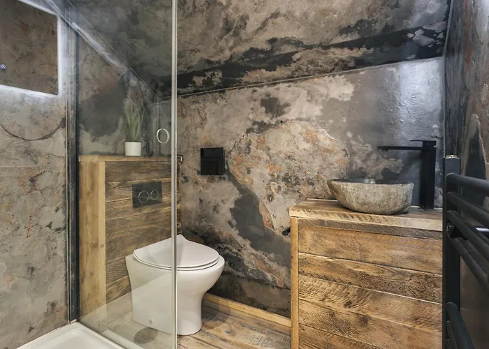 - District In - Ridgestone