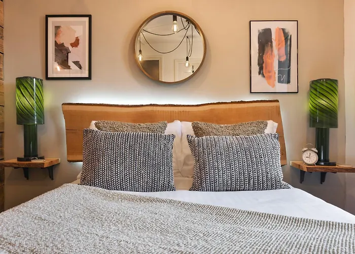 - District In - Ridgestone