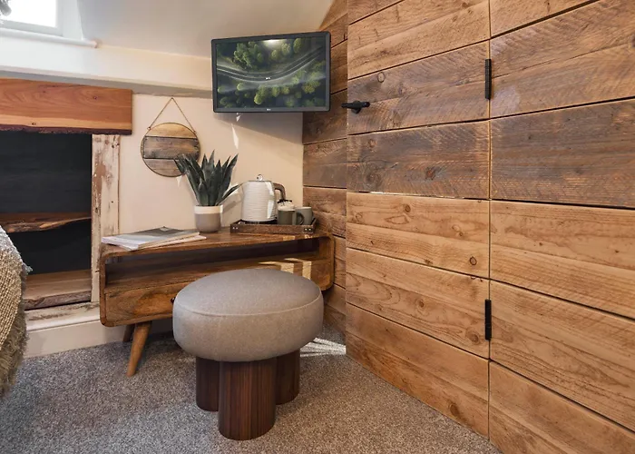 - District In - Ridgestone