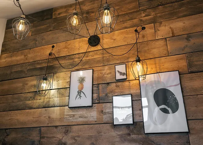 - District In - Ridgestone 3* Windermere